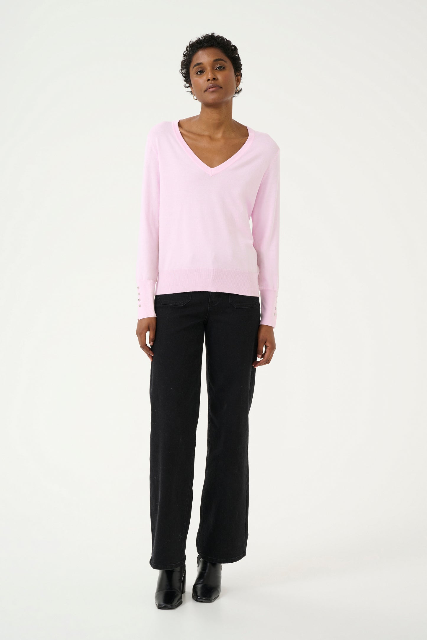 KAFFE LIZZA V-NECK KNIT PULLOVER WITH BUTTONS IN LILAC SNOW