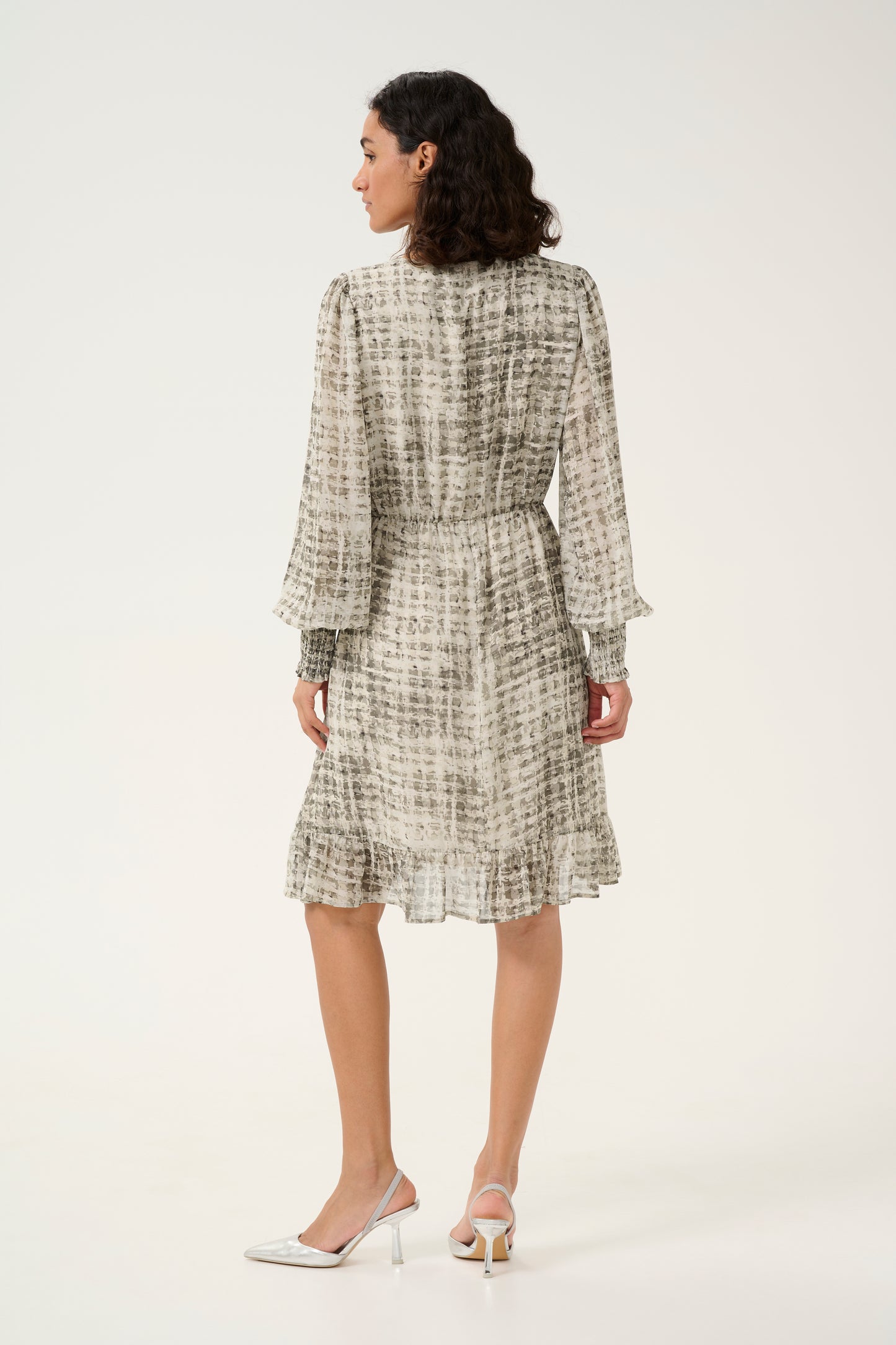 KAFFE TRINIKE DRESS IN GREY TEXTURE CHECK