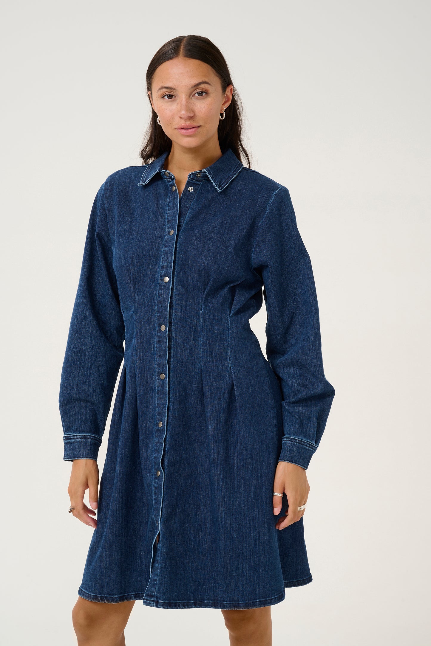 KAFFE LEA DRESS IN DARK BLUE DENIM