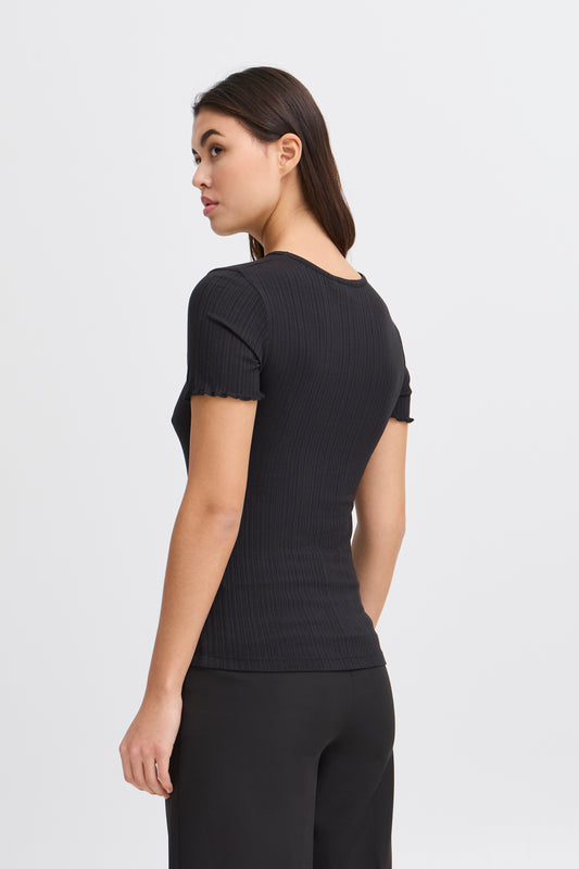 ICHI CELLA SHORT SLEEVE T-SHIRT IN BLACK