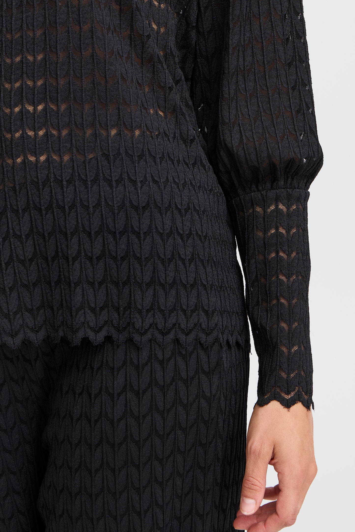 FRANSA CHANTAL BLACK BLOUSE