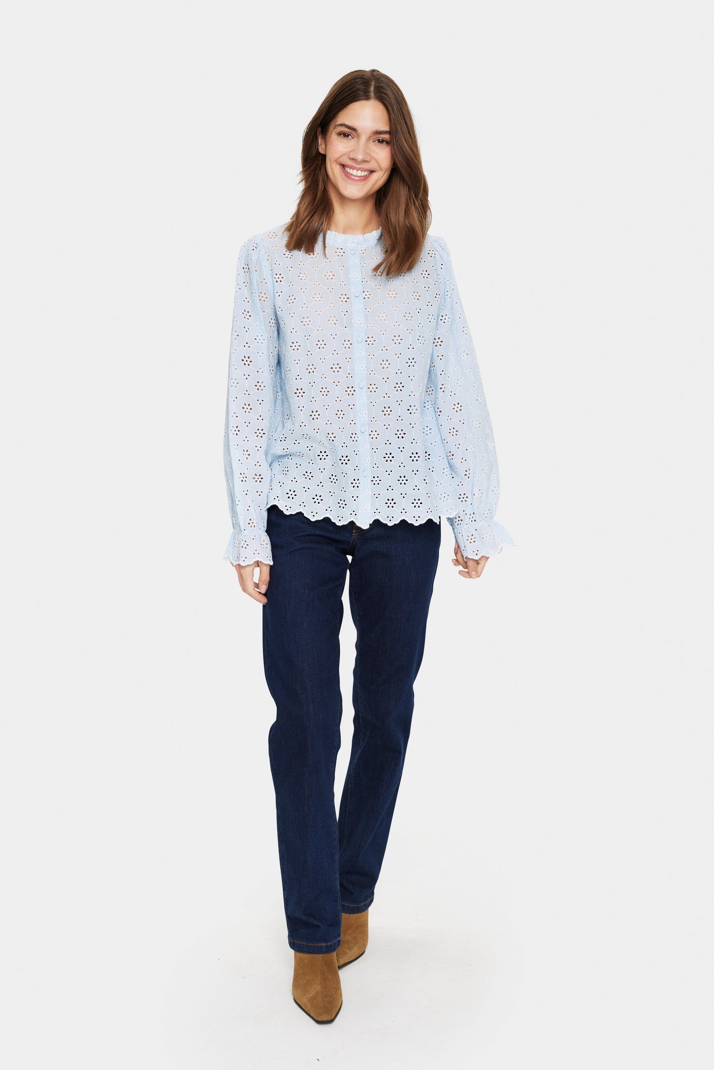 SAINT TROPEZ IVETA BLOUSE IN CHAMBRAY BLUE