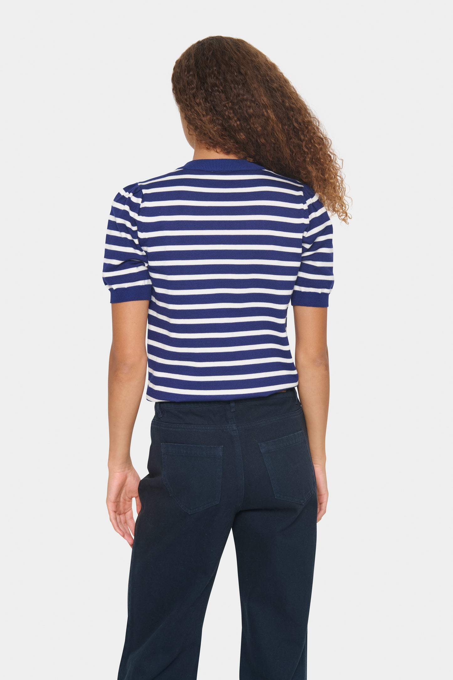 SAINT TROPEZ MILA SHORT SLEEVE STRIPPED PULLOVER IN MIDNIGHT SAIL