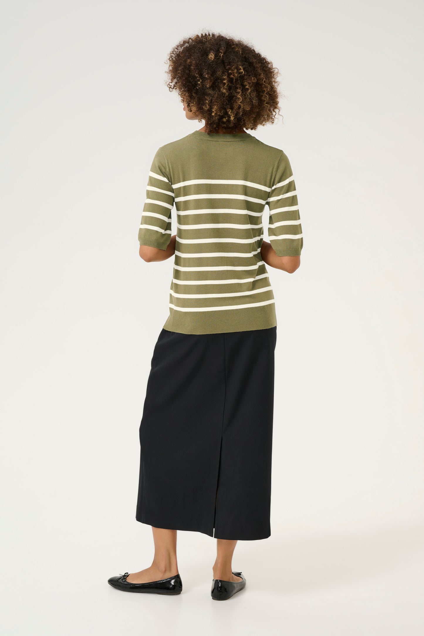 CULTURE ANNEMETTE SHORT SLEEVE PULLOVER IN DUSKY GREEN STRIPE