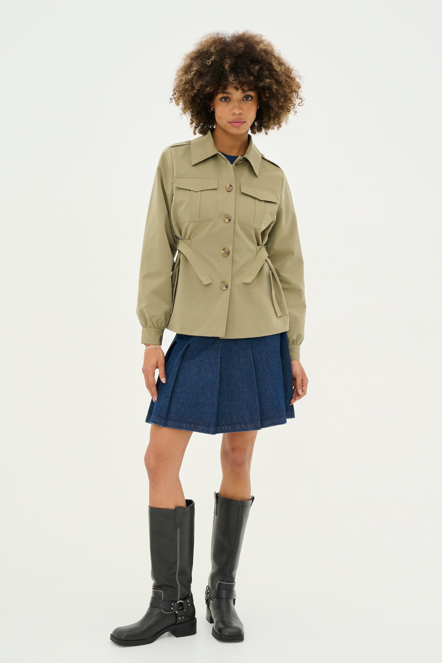CULTURE KAILA JACKET IN DUSKY GREEN