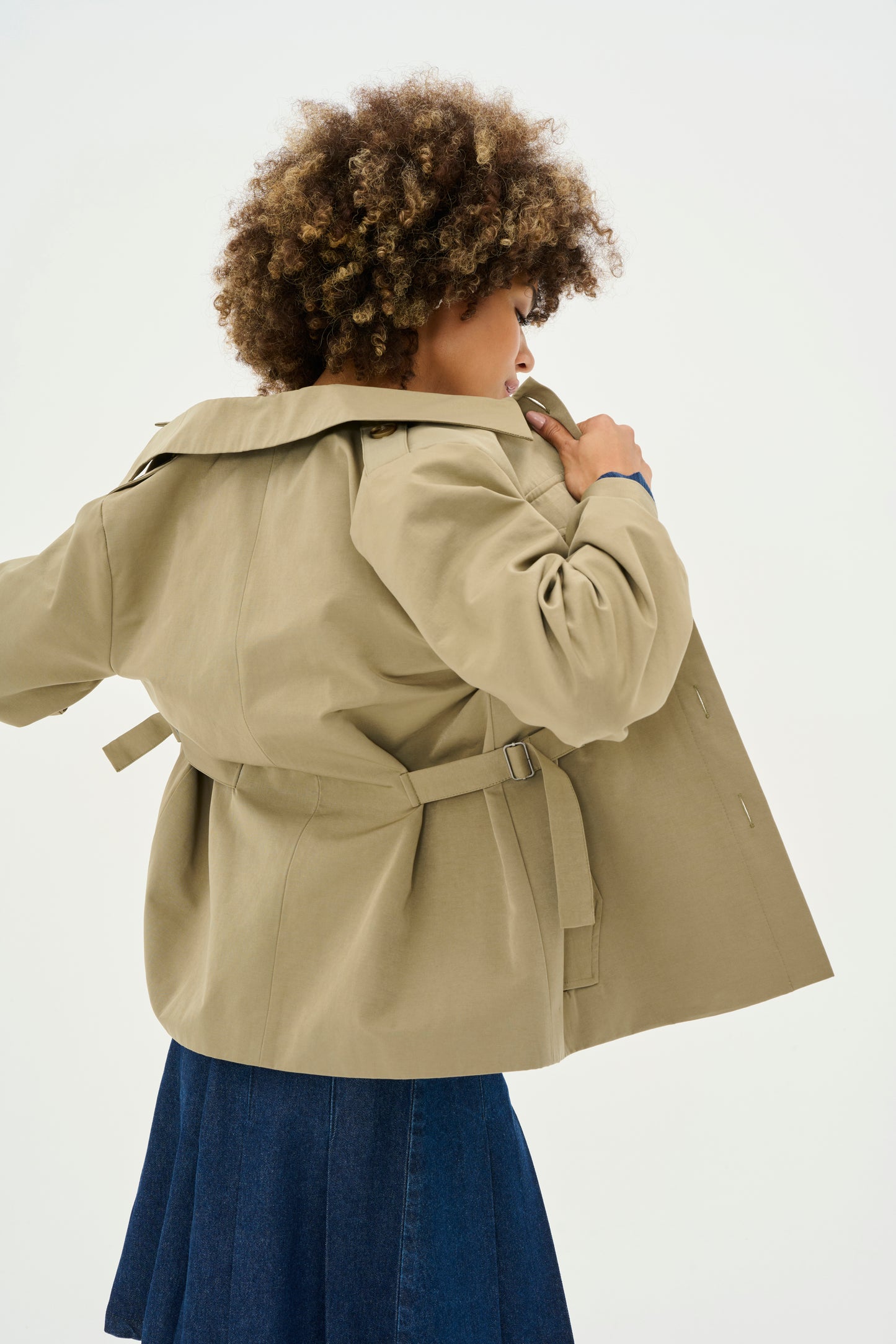CULTURE KAILA JACKET IN DUSKY GREEN