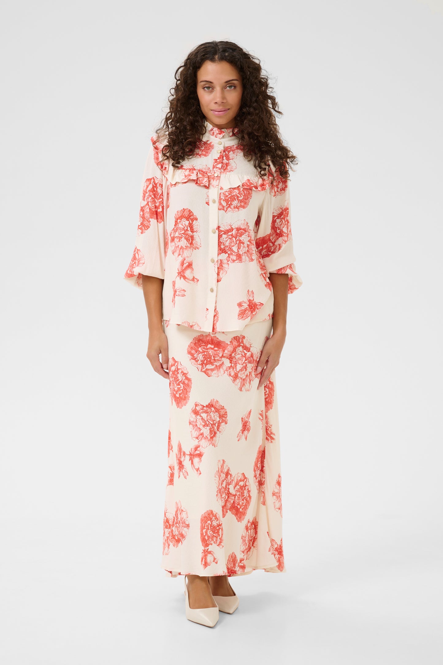 CULTURE ALEXA SHIRT IN OFFWHITE/RED FLOW