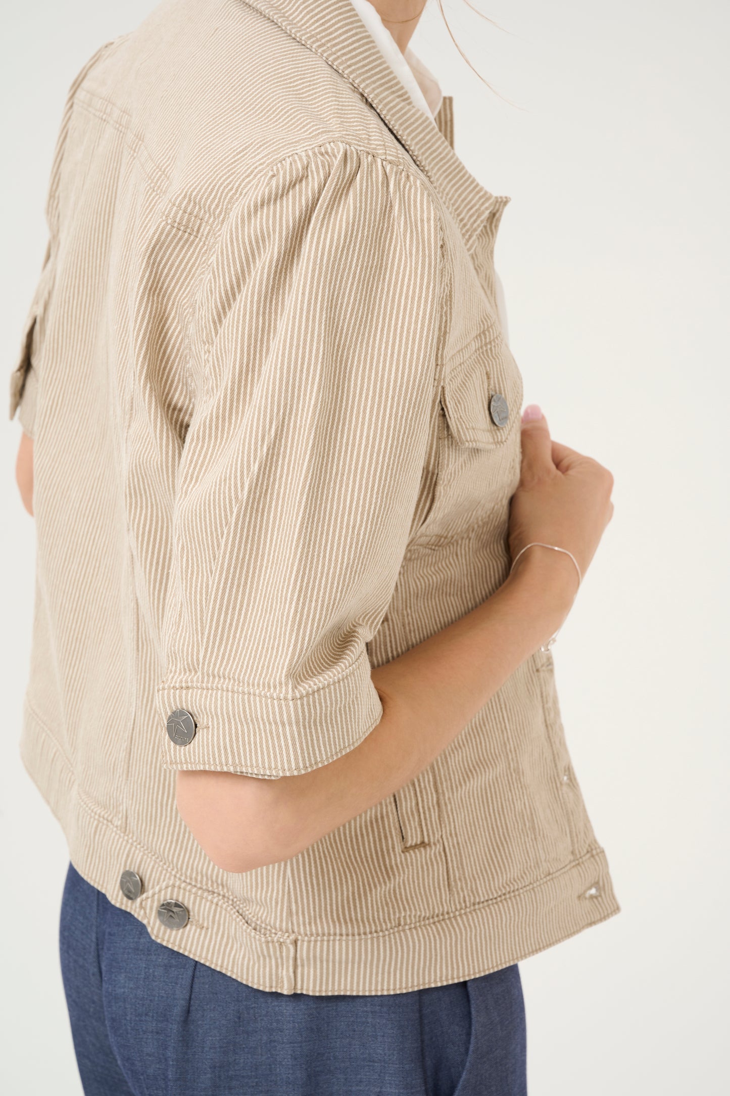 CULTURE MILKY SHORT SLEEVE JACKET IN DUNE/WHITE STRIPE