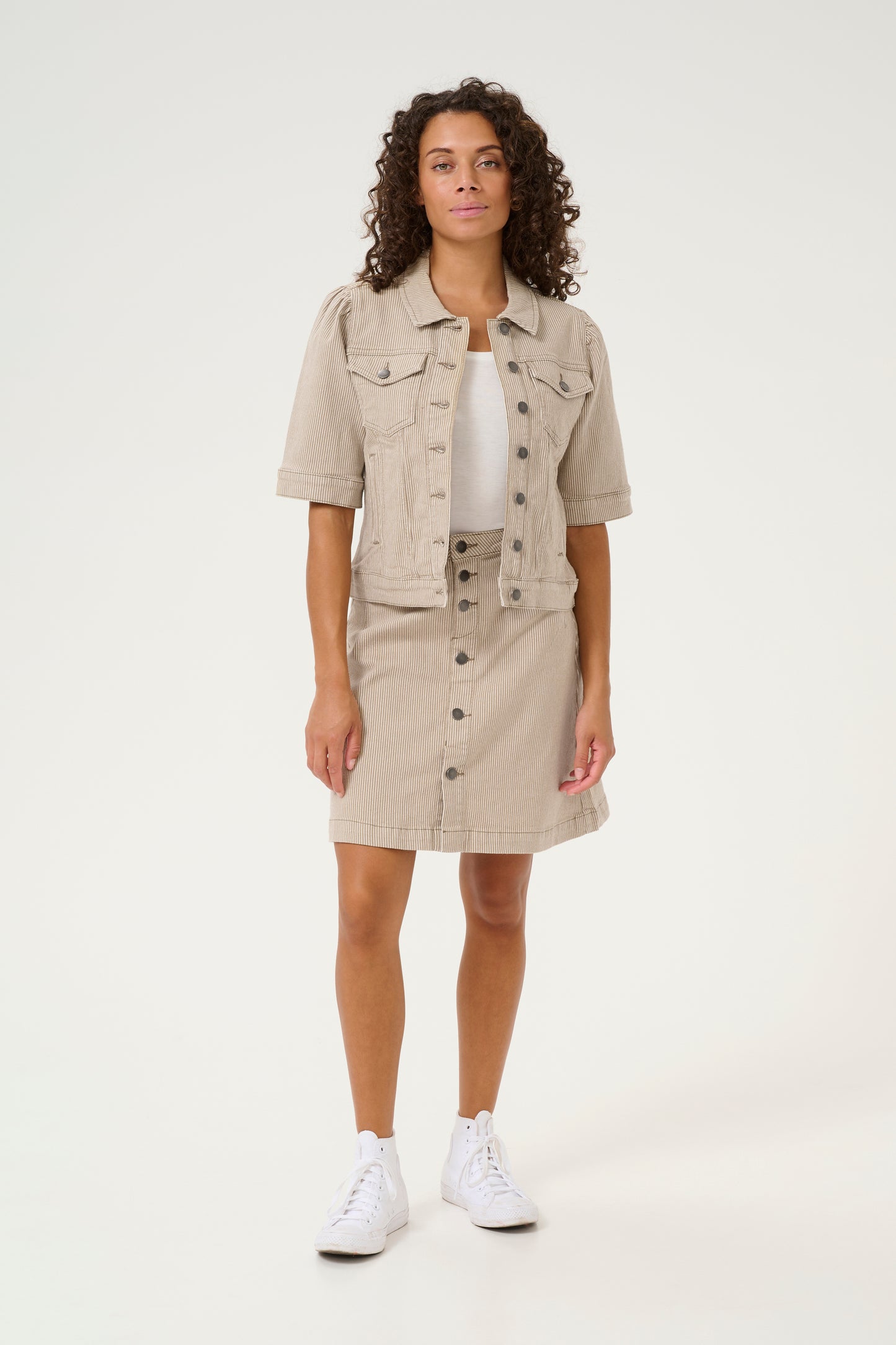 CULTURE MILKY SHORT SLEEVE JACKET IN DUNE/WHITE STRIPE