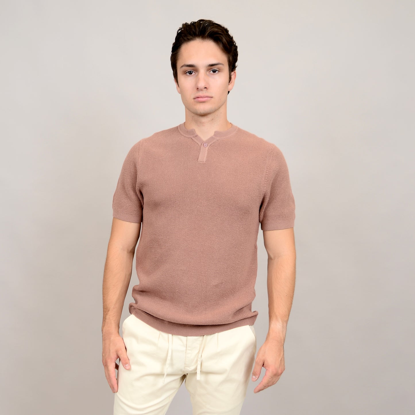 HEDGE SHORT SLEEVE KNIT POLO HENLEY IN ROSEWOOD
