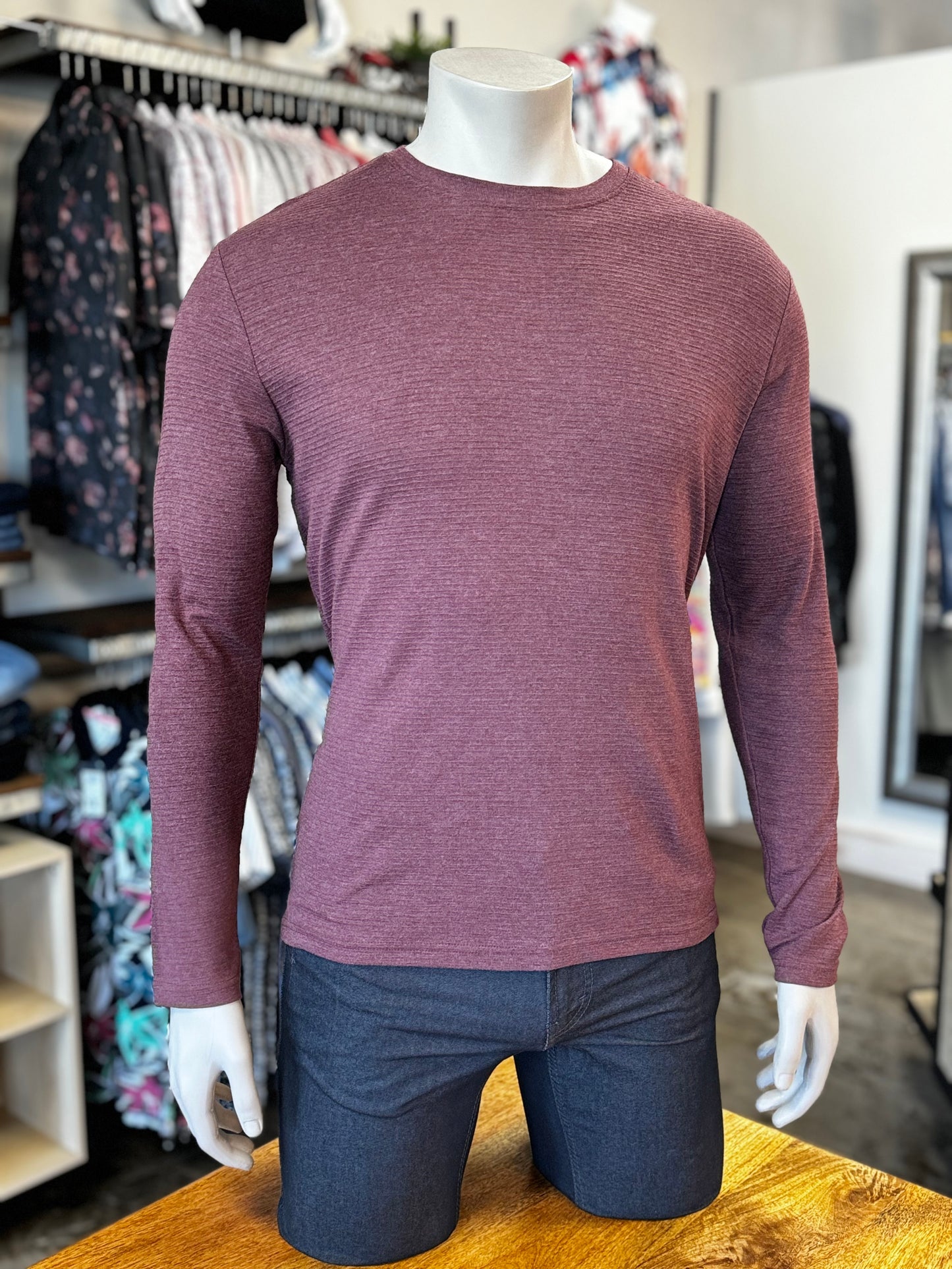 HEDGE MEN'S MELANGE KNIT TOP IN BURGUNDY