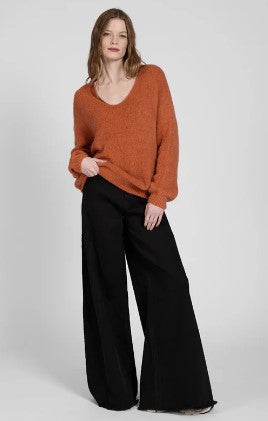 ELISSIA WIDE LEG JEAN IN BLACK
