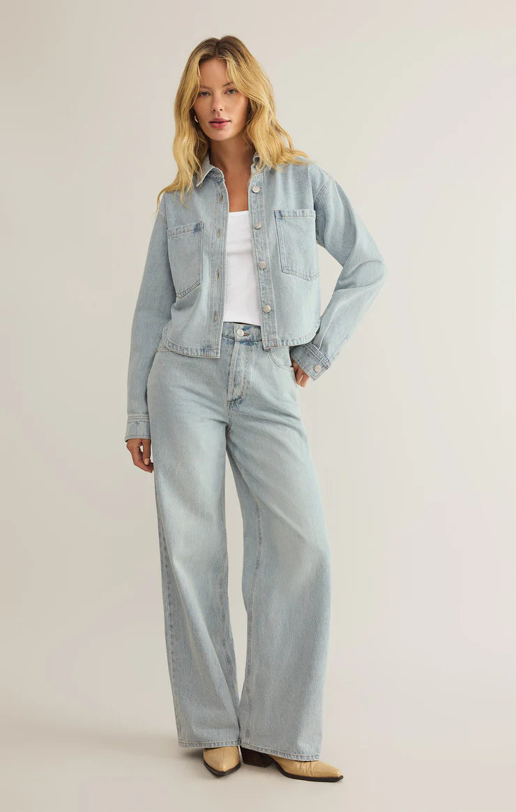 Z SUPPLY ALL DAY CROPPED DENIM JACKET IN FADED INDIGO