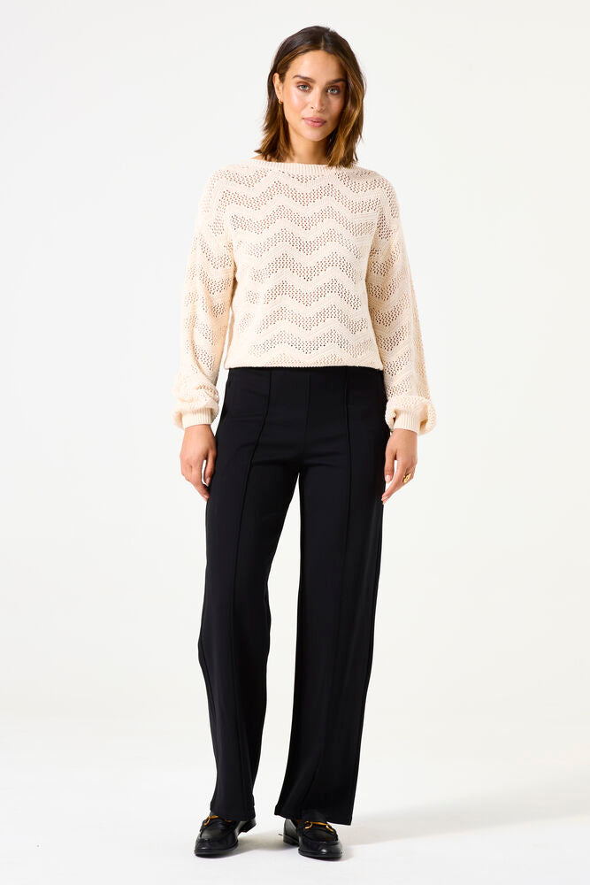 GARCIA KNITTED SWEATER IN WHITECAP