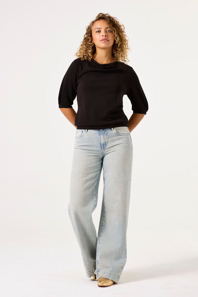GARCIA 3/4 SLEEVE SWEATER IN BLACK