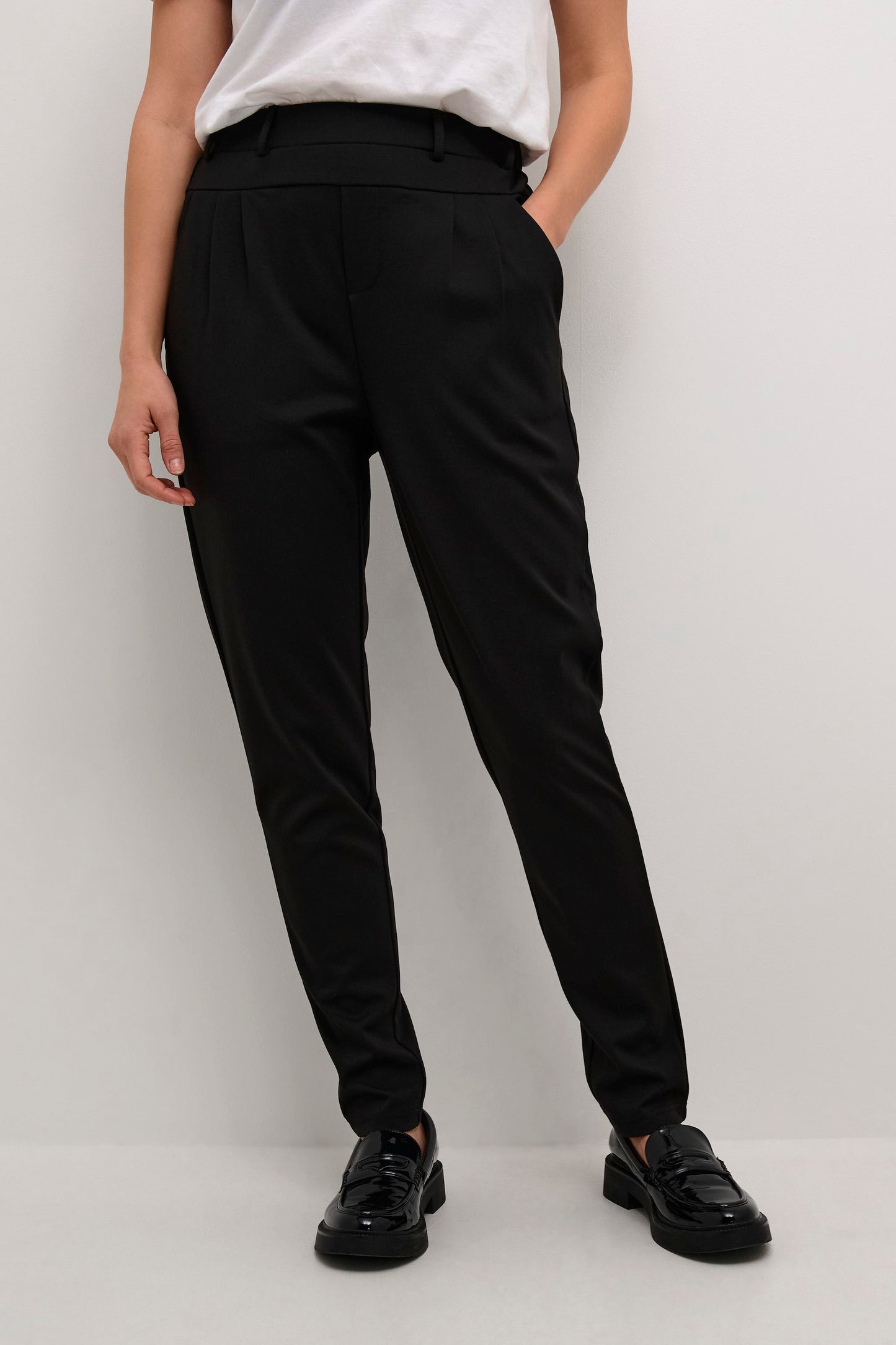 KAFFE JENNY TROUSERS IN DEEP BLACK