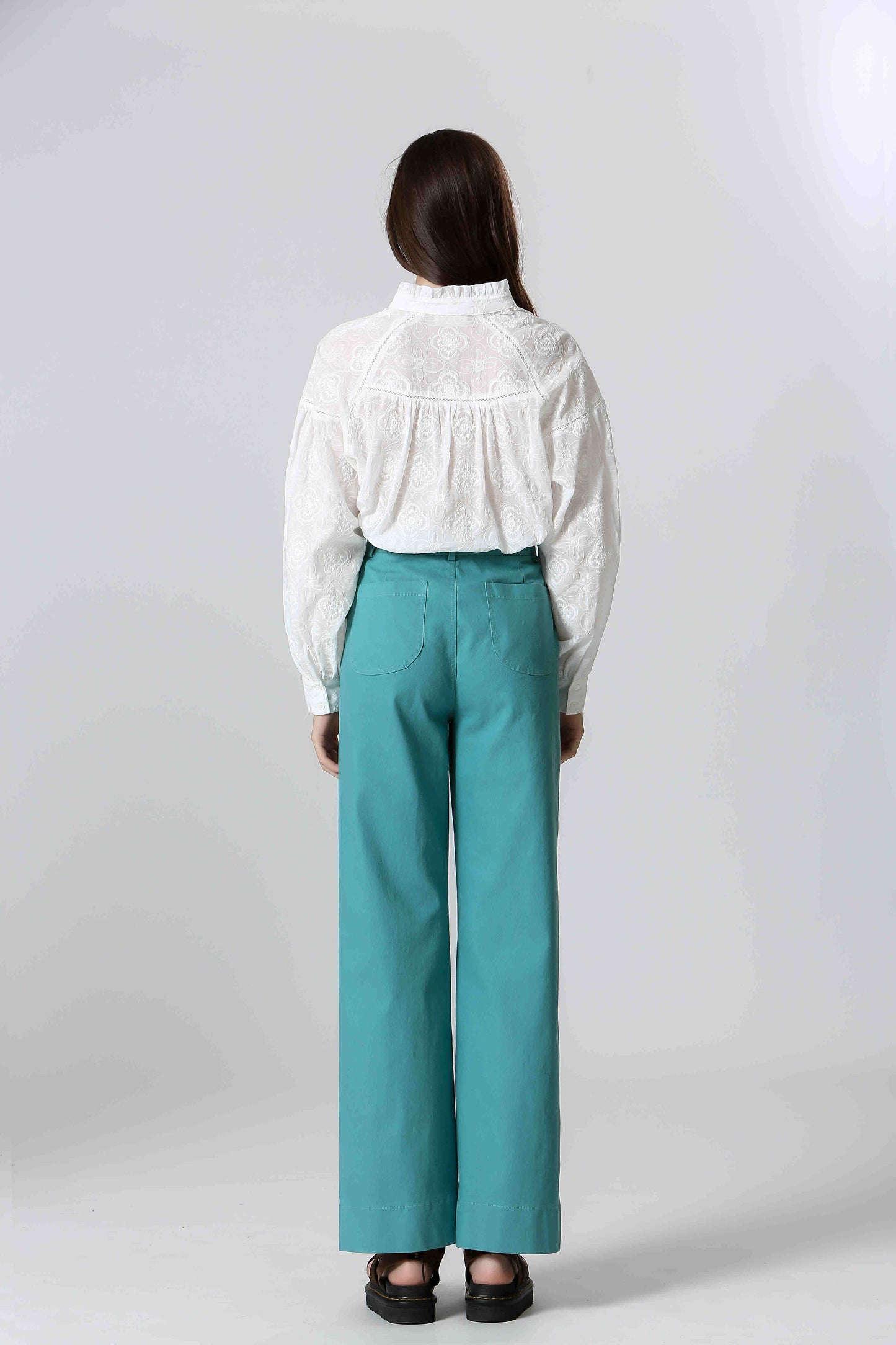 THE KORNER PUFF SLEEVE FLOWER PATTERN BLOUSE IN CREAM