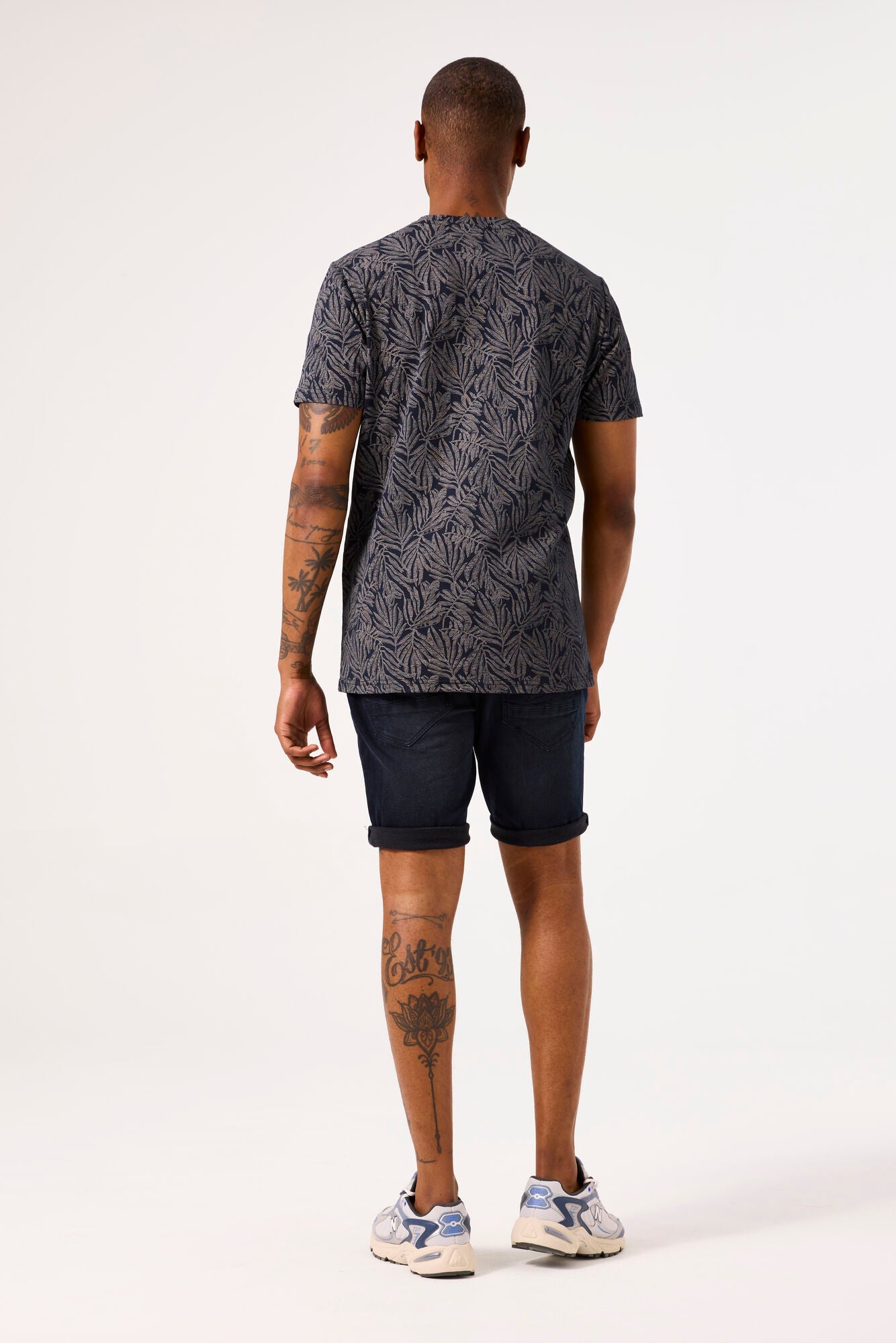 GARCIA MEN'S PRINTED SHORT SLEEVE T-SHIRT IN DEEP INK