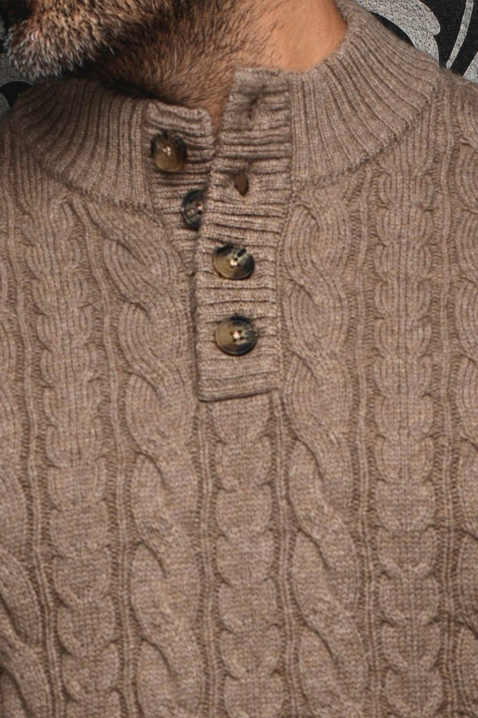 AU NOIR OSLO MERINO WOOL SWEATER IN TAUPE