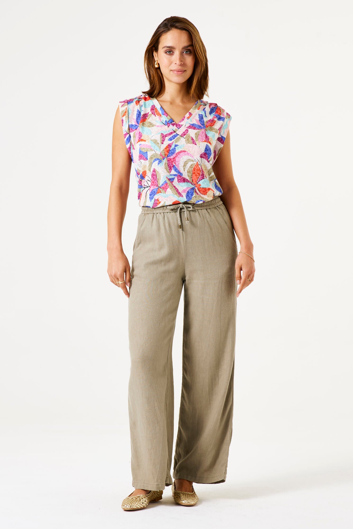 GARCIA PRINTED SHORT SLEEVE T-SHIRT WITH MULTI COLOURED PRINT