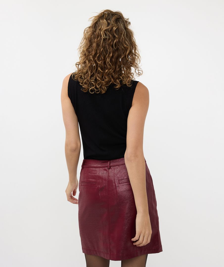 ESQUALO SLEEVELESS KNIT IN BLACK