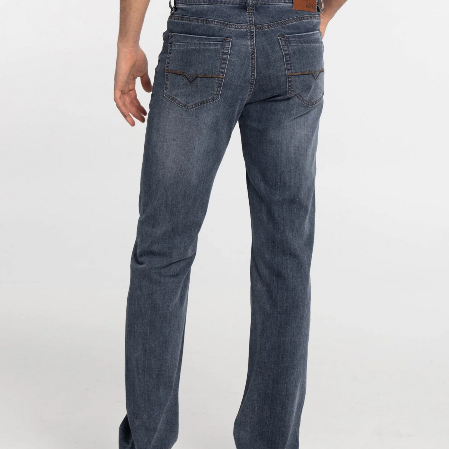 LOIS BRAD JEANS IN MEDIUM BLUE