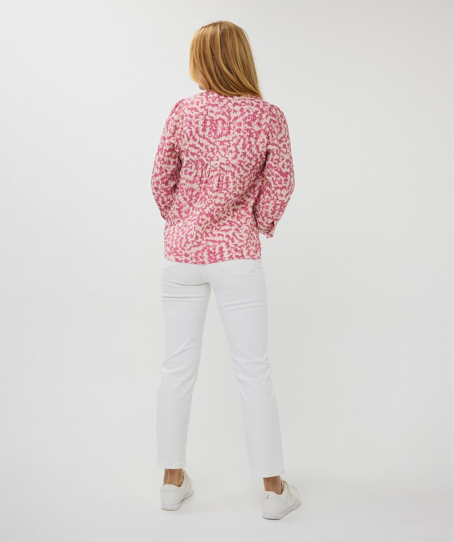 ESQUALO BLOUSE IN FLORAL RETREAT PRINT
