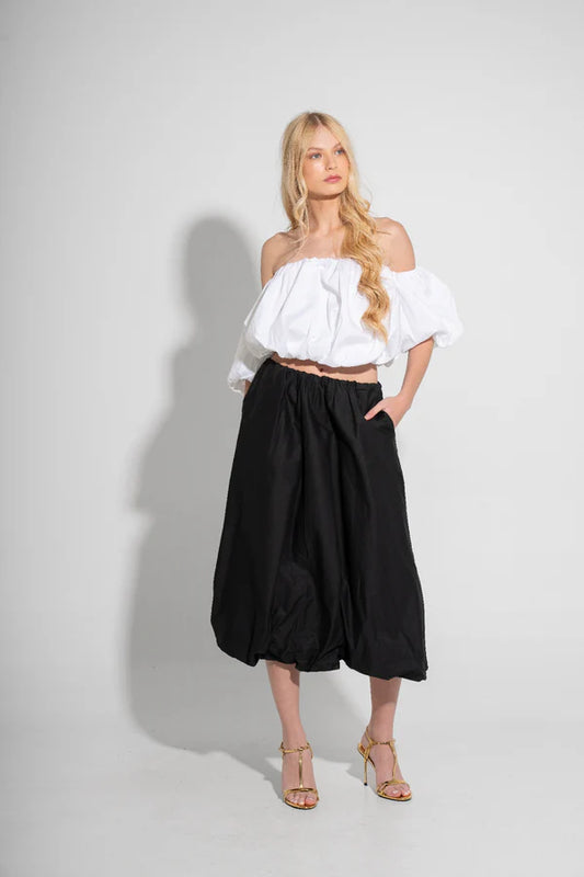 ASTRID WOVEN BUBBLE HEM SKIRT IN BLACK