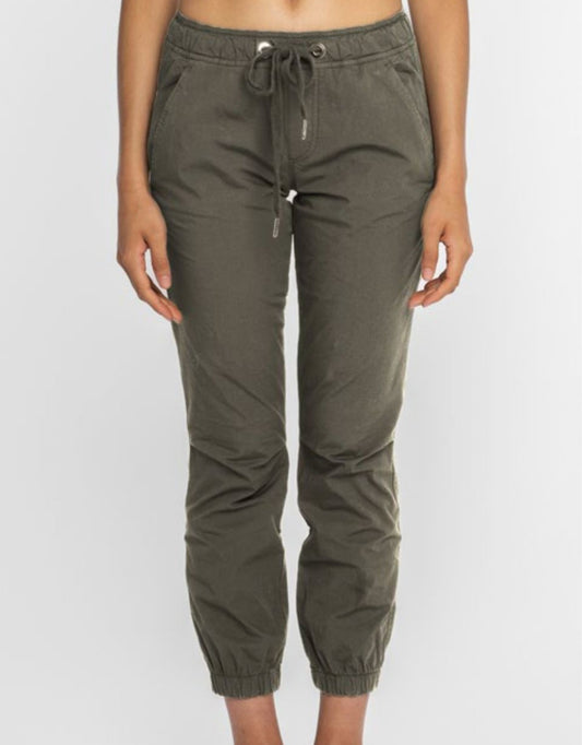ASTRID GREEN WITH ENVY BEACHCOMBER CROP JOGGER PANT