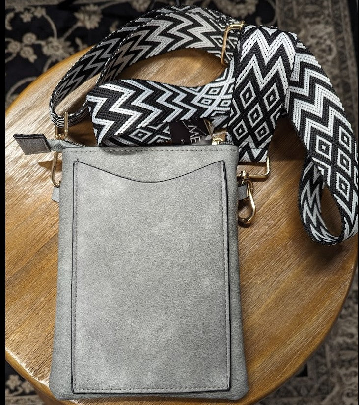 MEMORIES FASHION ACCESSORIES GREY CROSSBODY WITH BLACK & WHITE THICK STRAP