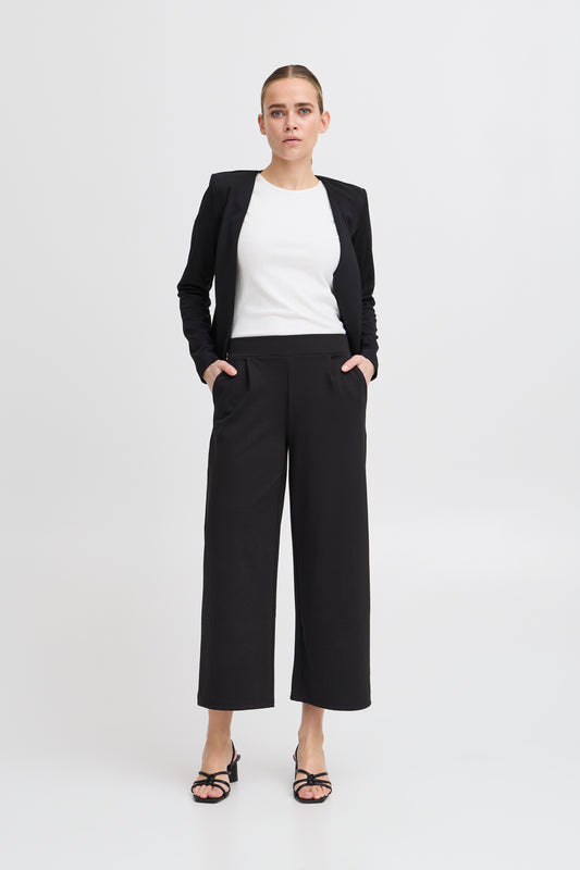 ICHI KATE WIDE LEG CROPPED TROUSERS IN BLACK