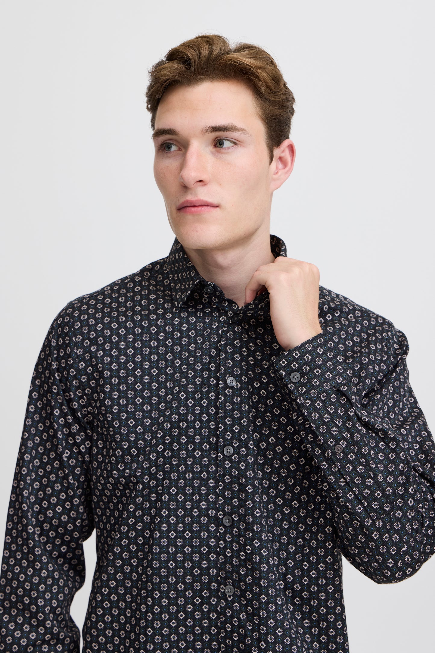 CASUAL FRIDAY ANTON FLORAL SHIRT