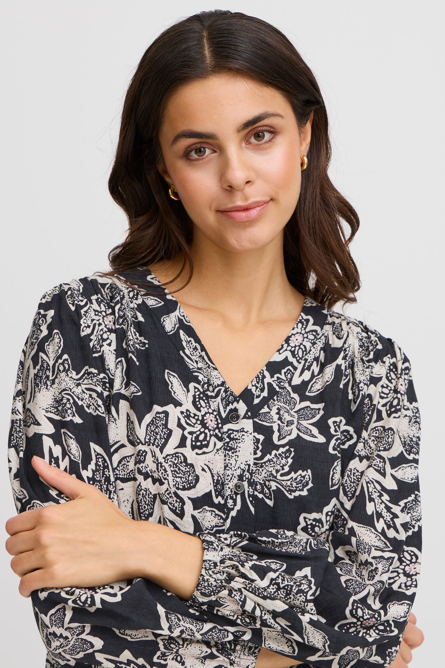 FRANSA ARIANA FLORAL PRINT BLOUSE IN BLACK