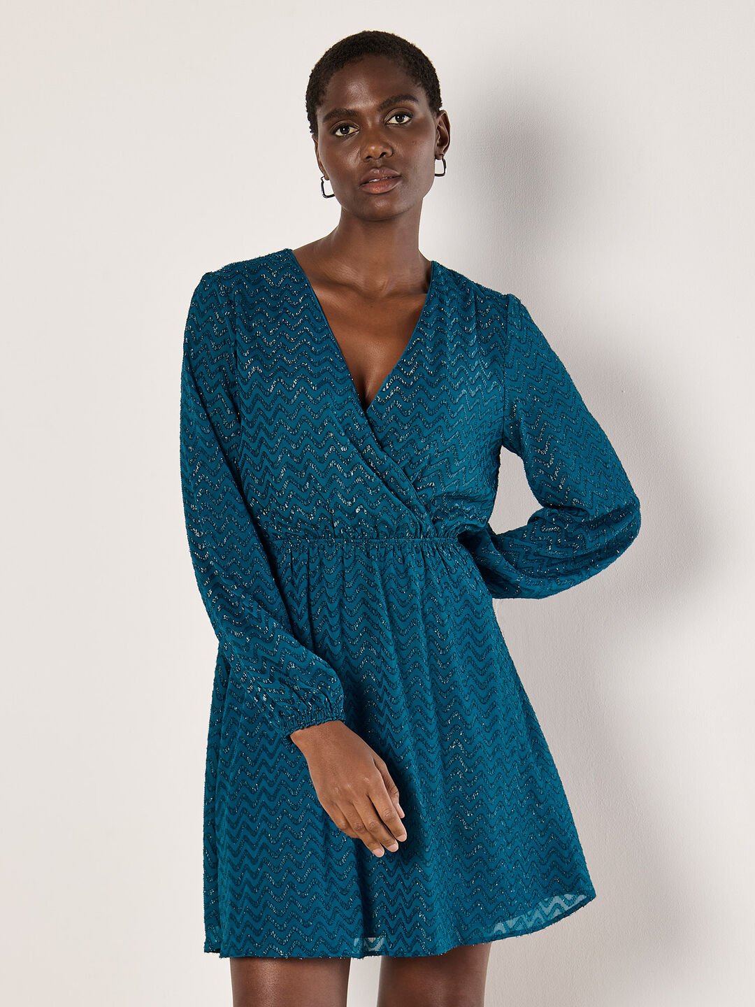APRICOT CHEVRON SHIMMER JACQUARD WRAP DRESS IN TEAL