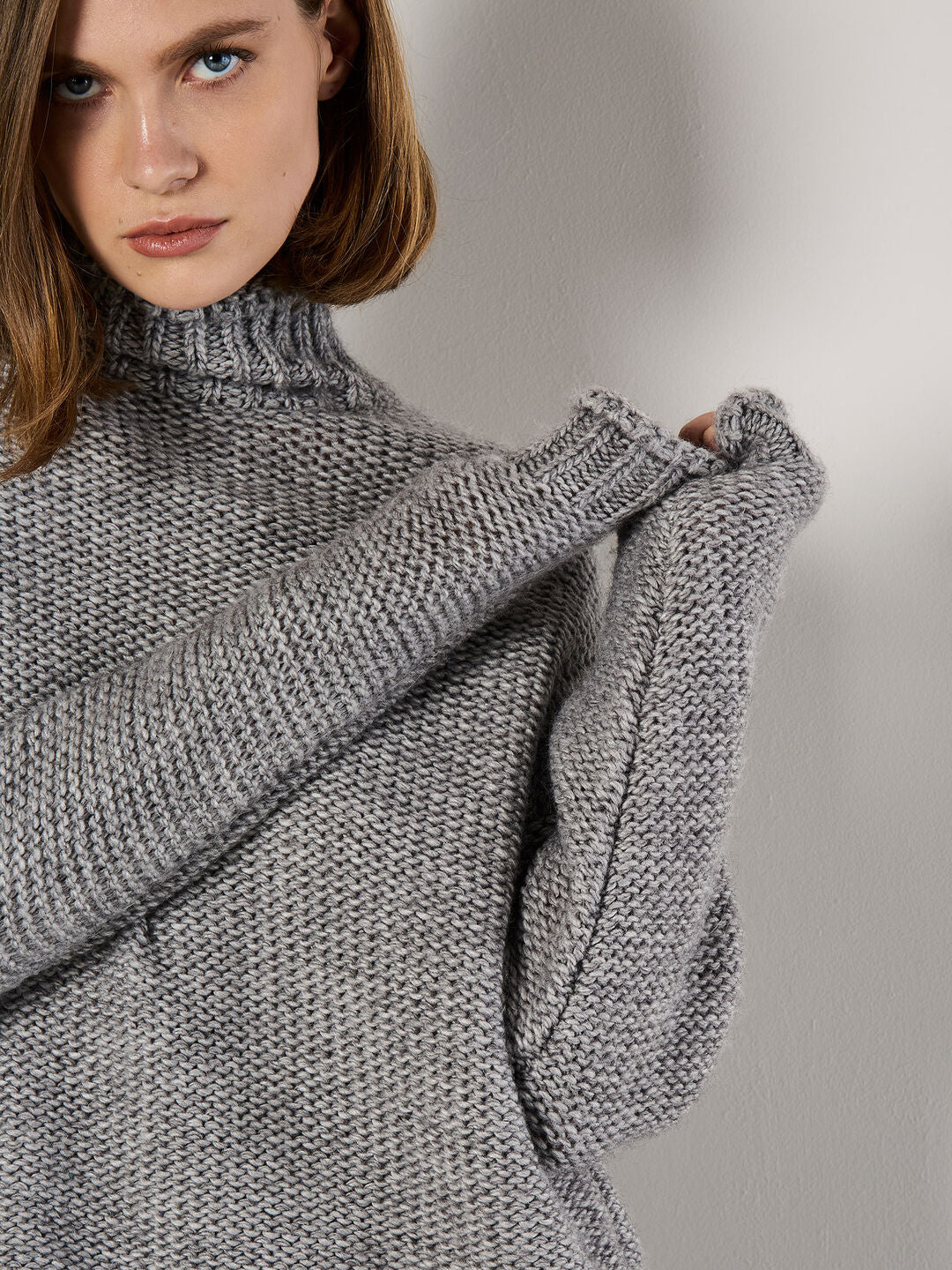 APRICOT OVERSIZED MOCK NECK CHUNKY SWEATER IN GREY