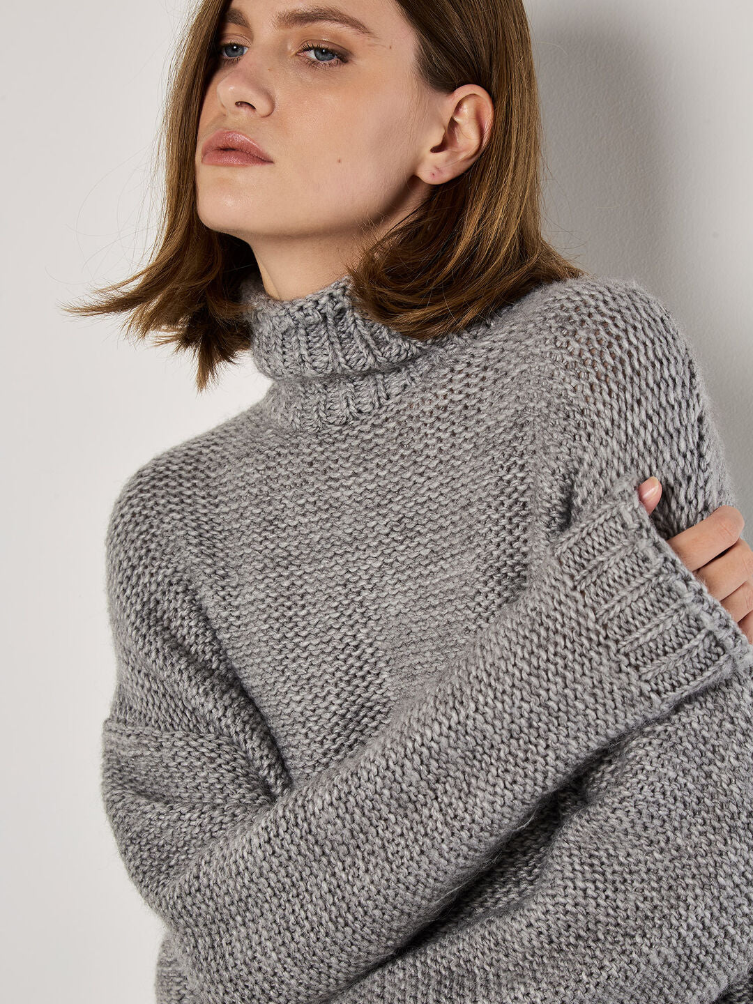 APRICOT OVERSIZED MOCK NECK CHUNKY SWEATER IN GREY