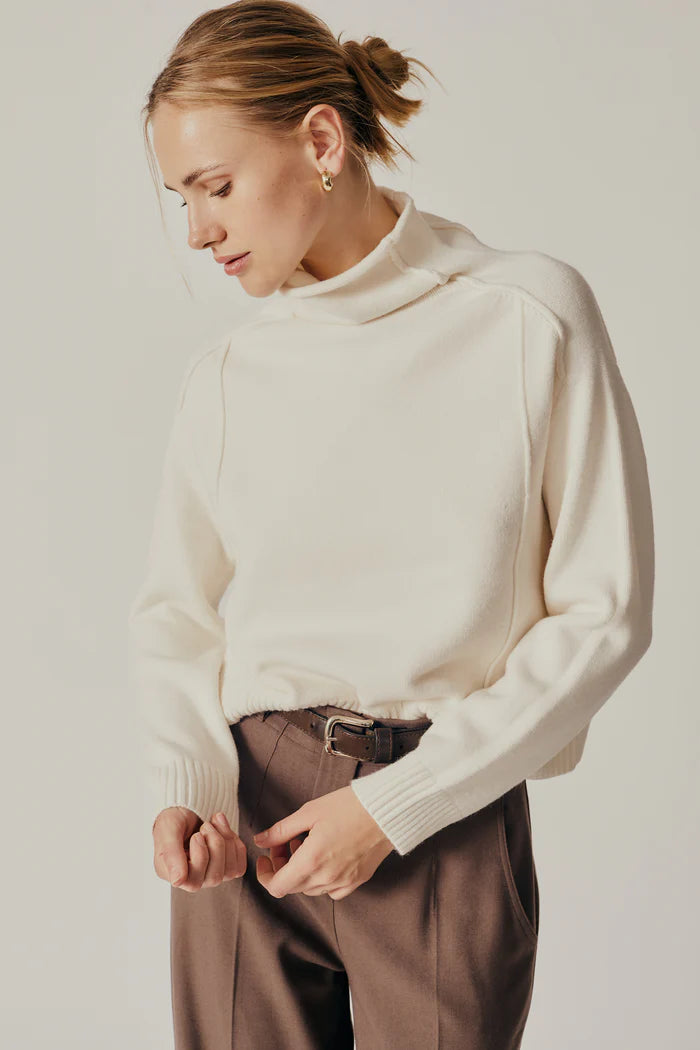 DELUC ECRU MONARDA TURTLENECK SWEATER