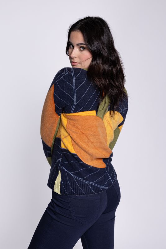 CARRELI SWEATER COLOURED LEAVES PRINT