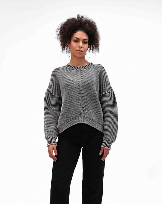 FASHION CONCEPTS BLACK KNIT SWEATER