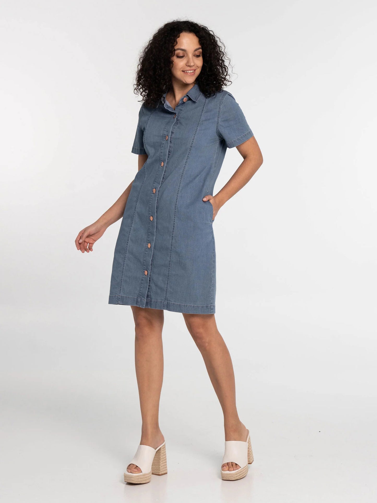 LOIS MACKENZIE SHORT SLEEVE BUTTON UP BLUE STONE WASH DRESS