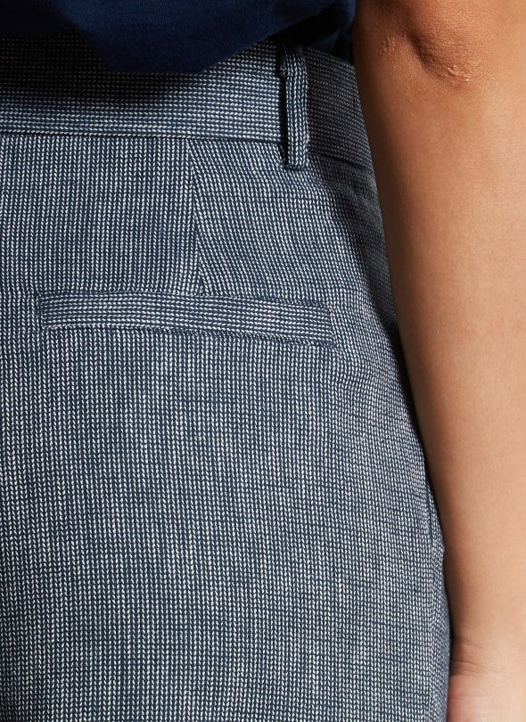 THE KORNER LINEN PLEATED TROUSERS IN NAVY PATTERN