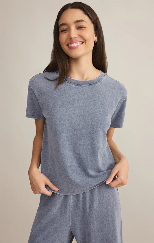 Z SUPPLY GO TO DENIM TEE IN MEDIUM INDIGO