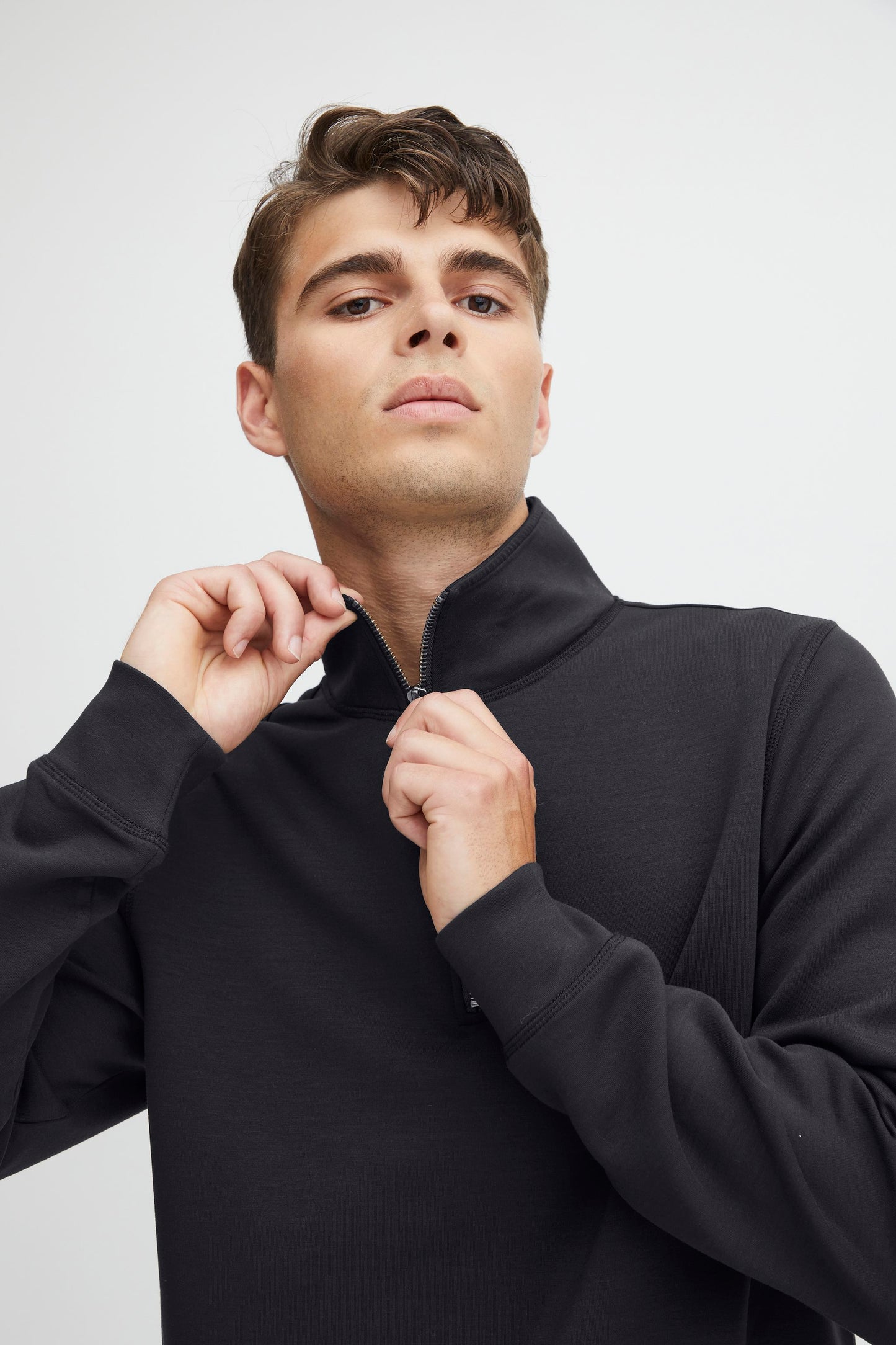 CASUAL FRIDAY DARK NAVY SEBASTIAN SWEATSHIRT