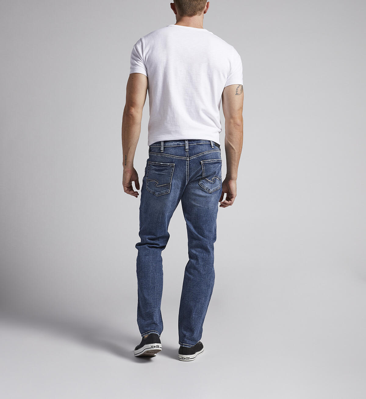 SILVER EDDIE RELAXED FIT TAPERED LEG JEAN