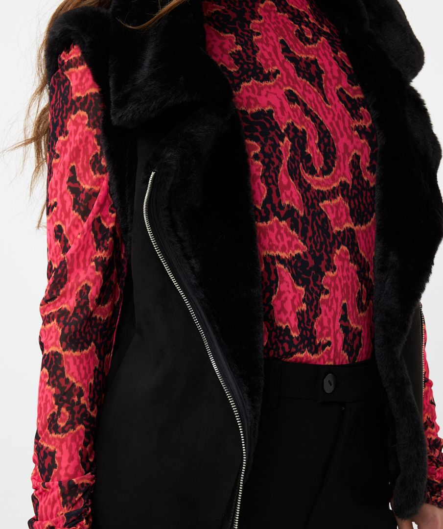 ESQUALO BLACK FAKE FUR AND SUEDE VEST IN BLACK