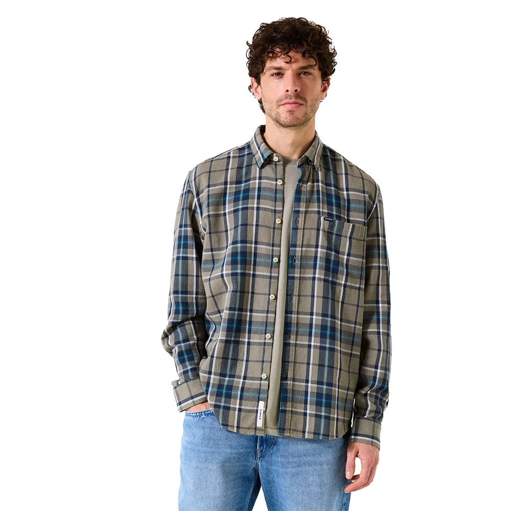 GARCIA MEN'S LONG SLEEVE CHECKED BUTTON SHIRT IN VETIVER