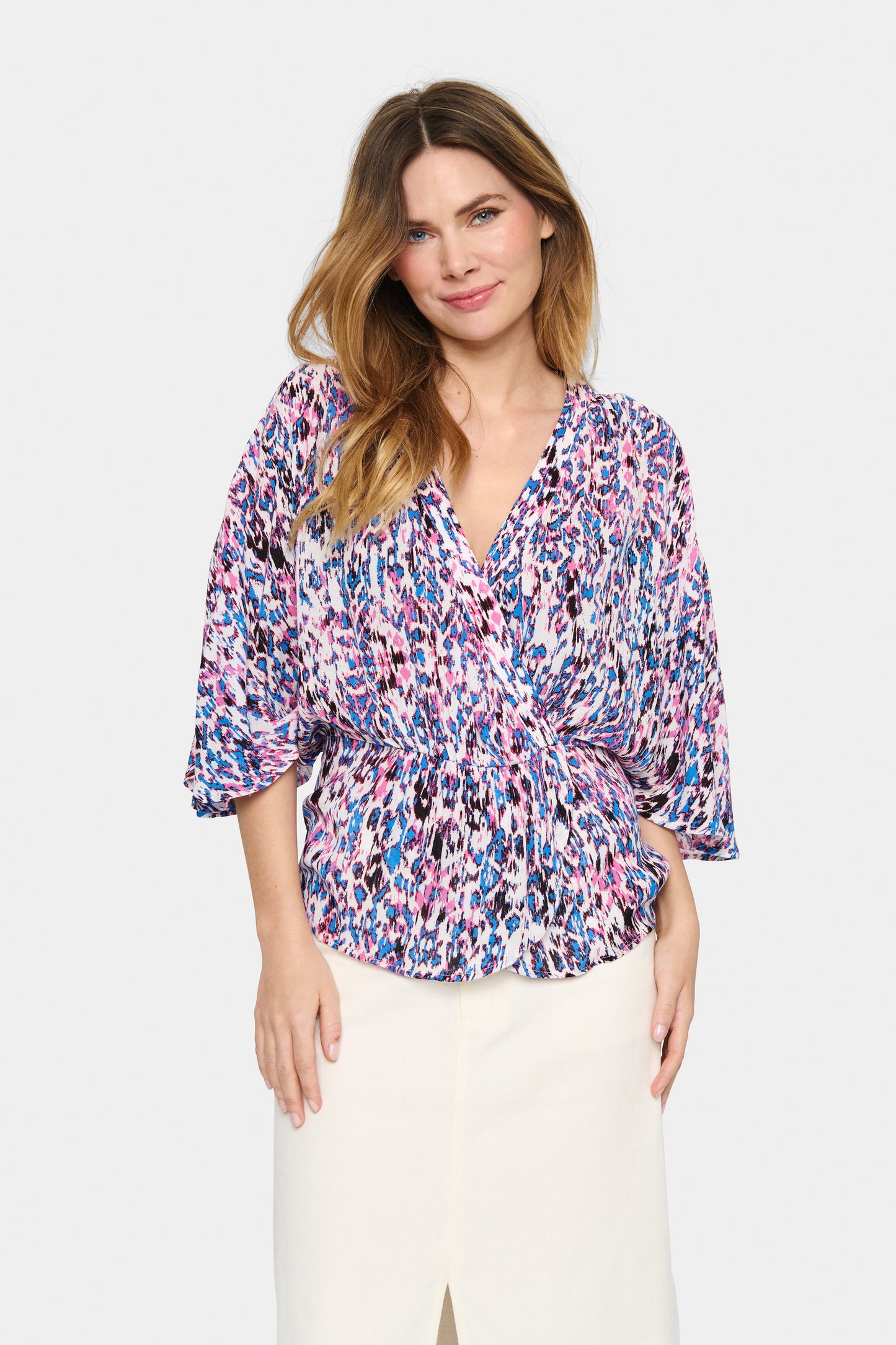 SAINT TROPEZ PINK PAINT EVERLEY WRAP BLOUSE