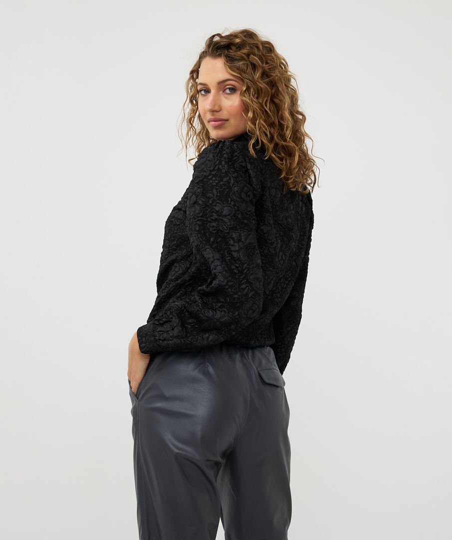 ESQUALO BLOUSE 2TONE FLOWER JACQUARD IN BLACK