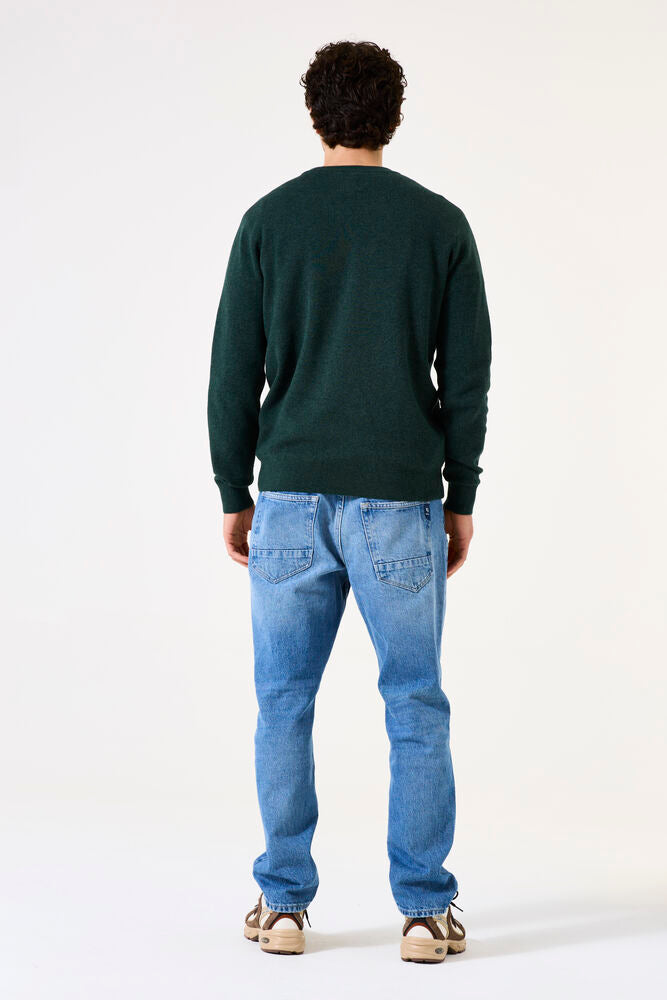 GARCIA MEN'S PULLOVER V-NECK SWEATER IN CONIFERE