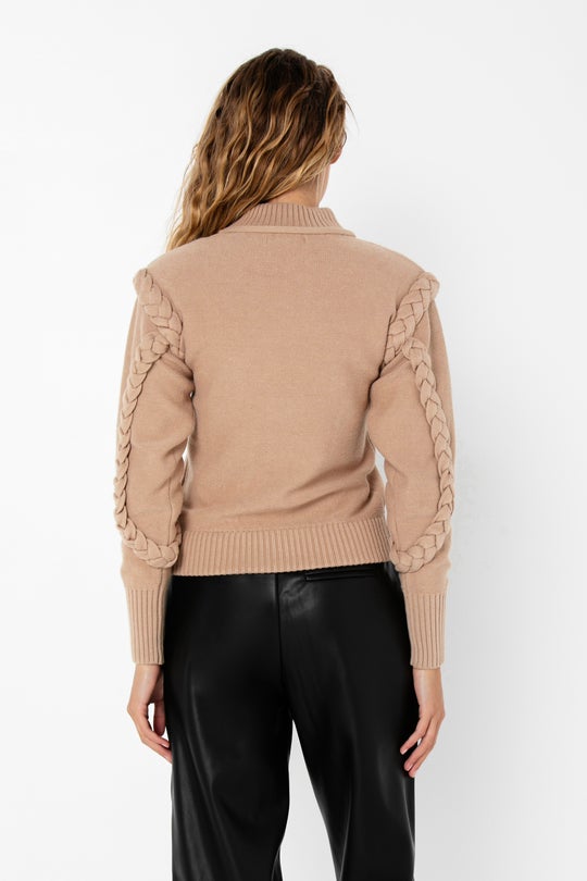 MADISON THE LABEL TIARNE KNIT SWEATER